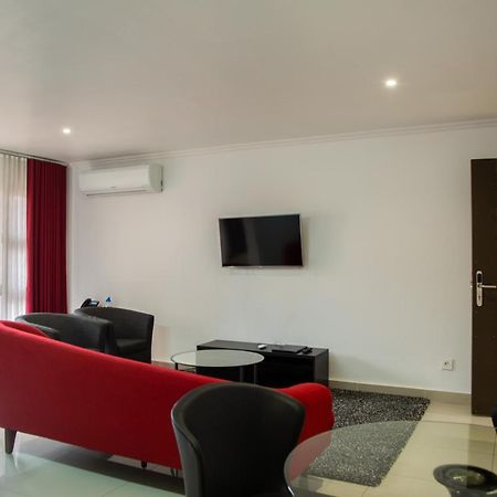 Wdc Aparthotel - Buea Ngoại thất bức ảnh