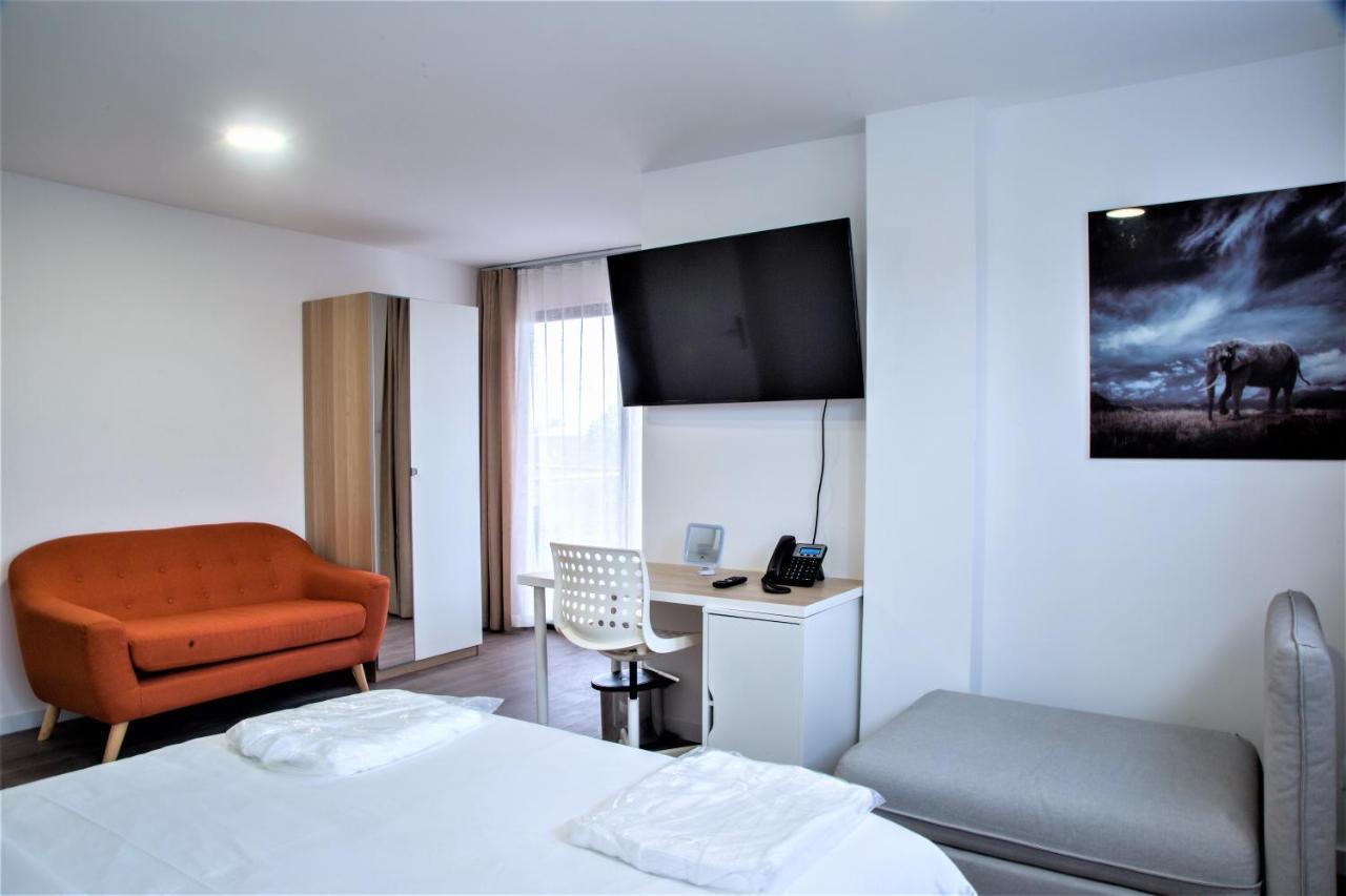 Wdc Aparthotel - Buea Ngoại thất bức ảnh